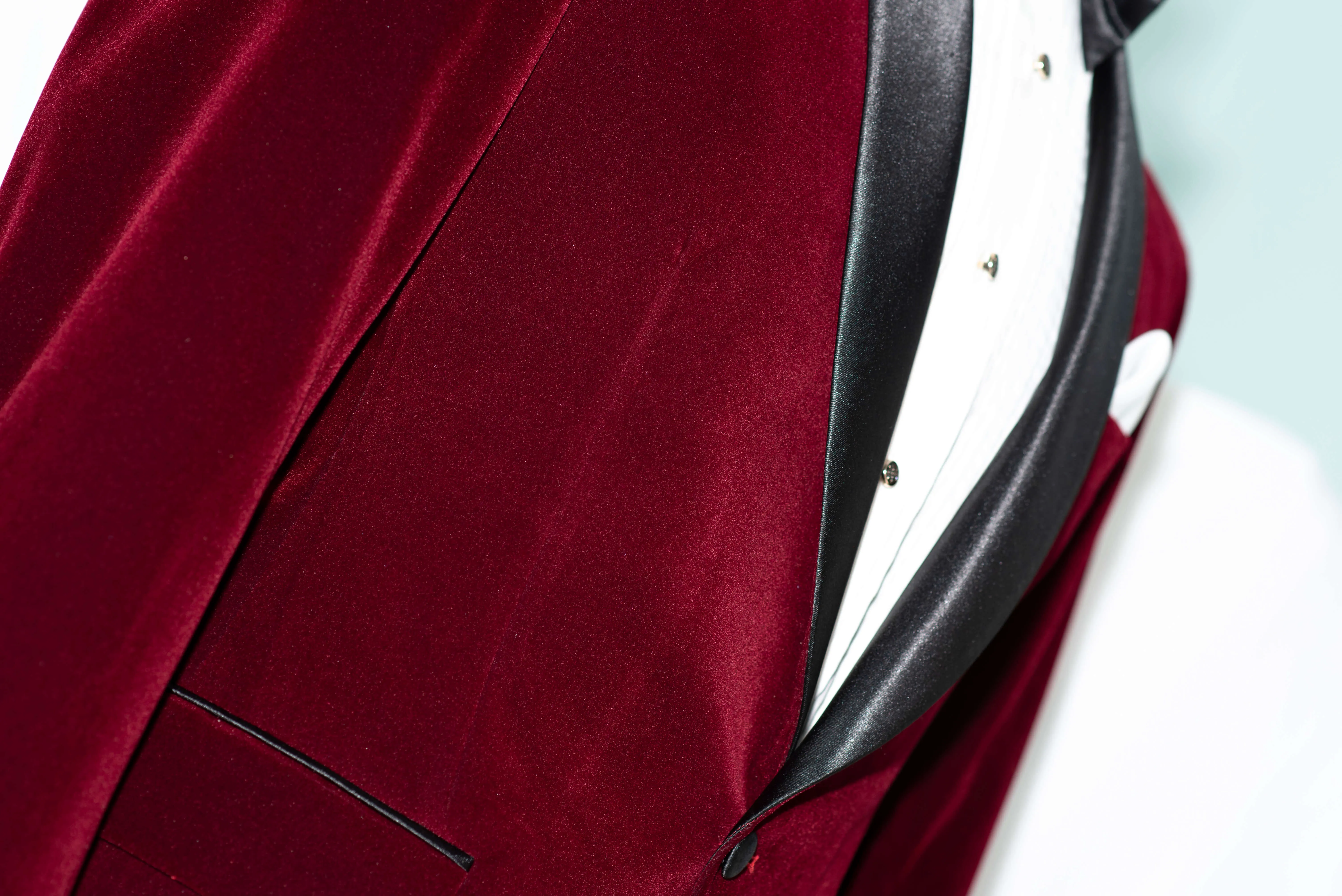 SLIM-FIT BURGUNDY VELVET TUXEDO SUIT FOR MEN